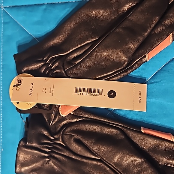 Size small leather gloves - Picture 4 of 6